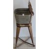 Image 5 : MIDWEST WRINGER WASHTUB ON CASTERS
