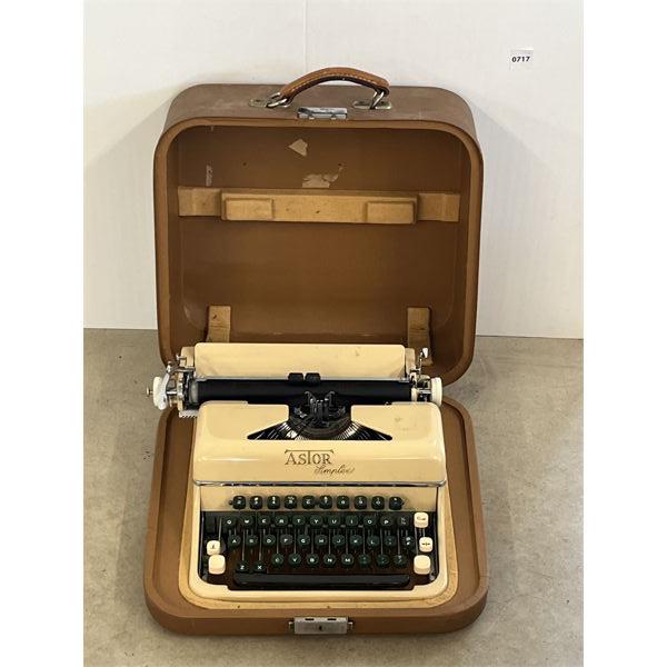 ASTOR SIMPLEX TYPEWRITER W/ CASE 