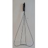 Image 2 : PRIMITIVE RUG BEATER