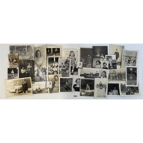 QTY OF MISC BLACK & WHITE PHOTOGRAPHS - SEE ALL PICS 