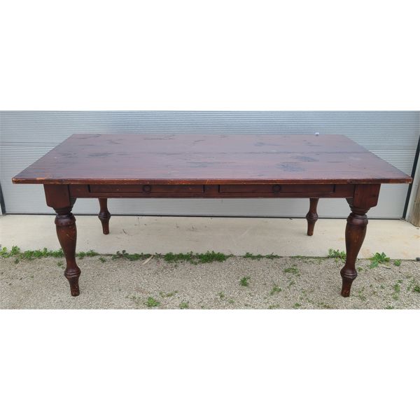MAHOGANY (?) DINING TABLE