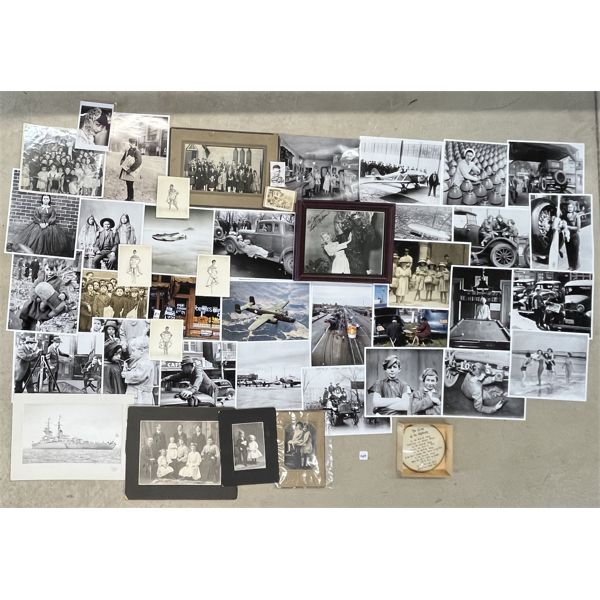 QTY OF MISC PHOTOGRAPHS