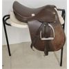Image 3 : CHILDREN'S LEATHER ENGLISH SADDLE W/ STAND