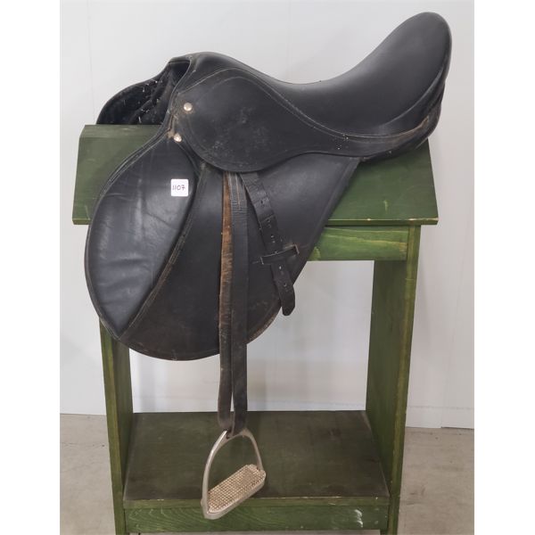 LEATHER ENGLISH SADDLE