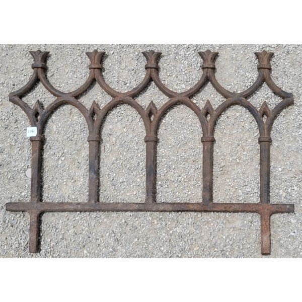 CAST IRON GARDEN FENCE DECOR