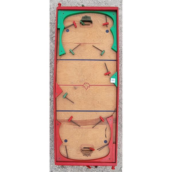 MUNRO HOCKEY TABLE GAME