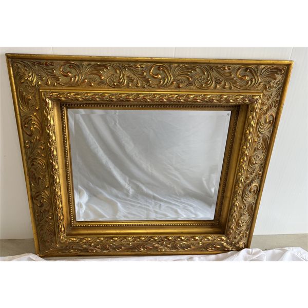 GILDED FRAME MIRROR