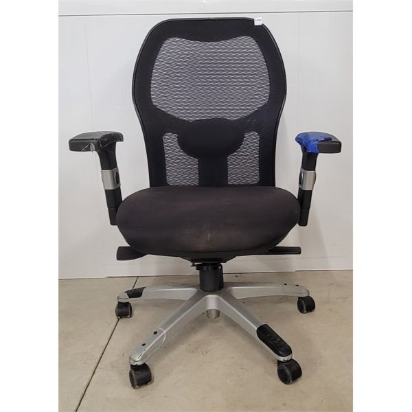 ADJ ERGONOMIC OFFICE CHAIR 
