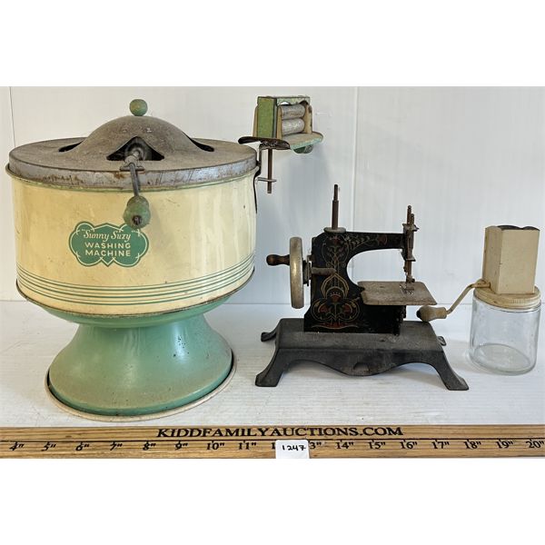 LOT OF 3 - SUNNY SUZY TOY WASHING MACHINE, PRESSED STEEL SEWING MACHINE, ETC.