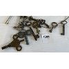 Image 2 : QTY OF KEYS