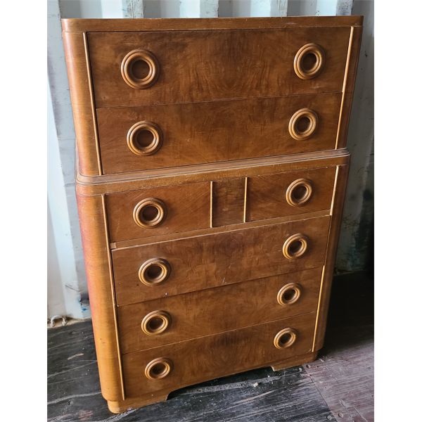 6-DRAWER MID-CENTURY DRESSER 