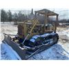 Image 23 : CAT D4D, 10 ½ ft blade, direct start, 16” pads, Aux hyd., SN. 78A5769, Good running order, 