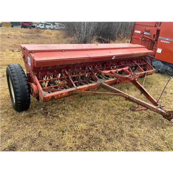 IH 12 ft rub. End wheel seed drill c/w grass & fertilizer