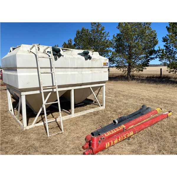 Haul-All 10 ft tote tank c/w 2- Westfield augers with spouts