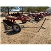 Image 2 : IH 70, 5 btm plow c/w all coulters, nice orig. condition