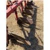 Image 5 : IH 70, 5 btm plow c/w all coulters, nice orig. condition