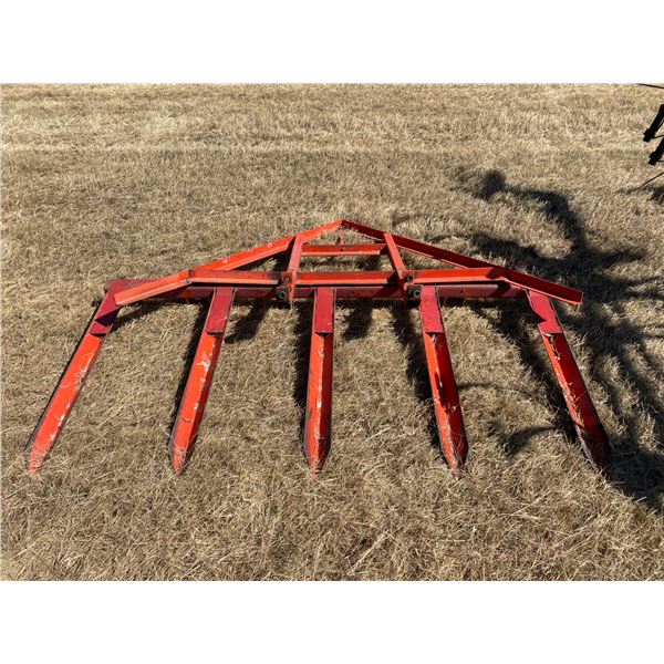 Loader square bale forks