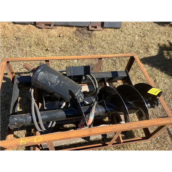 New/in crate skid steer AGT post hole auger. c/w approx. 14" auger bit. Round shaft