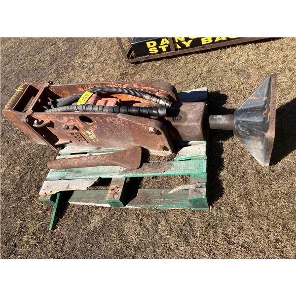 (Lots 184 to 189 are group lots) Fits John Deere 410G backhoe. NPL-E205. Breaker and tamper combinat