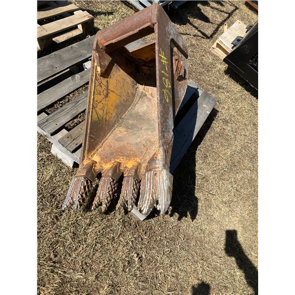 Lots 184 to 189 are group lots) Fits John Deere 410G backhoe. Hensley-ado frost bucket.