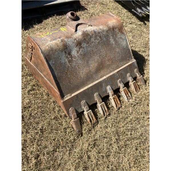 (Lots 184-189 are group lots ) Fits John Deere 410G backhoe. Mainroy. 36" clean up bucket.