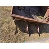 Image 2 : Skidsteer loader . Grapple bucket c/w forks.