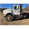 Image 17 : 1999 International 4700 DT 466E. Diesel 6 spd standard.  16 foot deck. 76" beavertails complete with