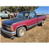 Image 3 : 1989 Chevy Silverado, V8 auto, showing 232,588 km, air & power windows, running, poor tires, SN. 2GC