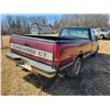 Image 6 : 1989 Chevy Silverado, V8 auto, showing 232,588 km, air & power windows, running, poor tires, SN. 2GC