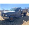Image 3 : 1999 Dodge diesel dually, 4x4,  5 spd standard, c/w 12 volt hoist. 420,545 km. 9'8 foot deck. LT235/