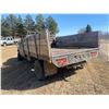 Image 4 : 1999 Dodge diesel dually, 4x4,  5 spd standard, c/w 12 volt hoist. 420,545 km. 9'8 foot deck. LT235/