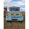 Image 2 : 1975 Chevy C65 Grain truck. c/w16 ft box and hoist, V8 5 & 2 speed, Gr.Wt. 23,160, 11R22.5's tires, 