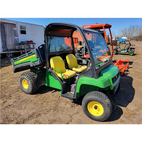 JD Gator, battery operated, power dump, running, c/w charger SN. 1MOT145ETBM060490