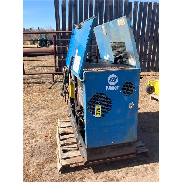 Miller Deutz diesel welder, showing 7428 hrs c/w cables, running order, tested & welds