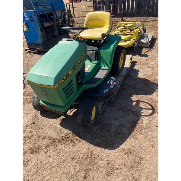 JD STX 38" Riding mower, no battery, hyd. Drive, PH Ted (587) 357-5533