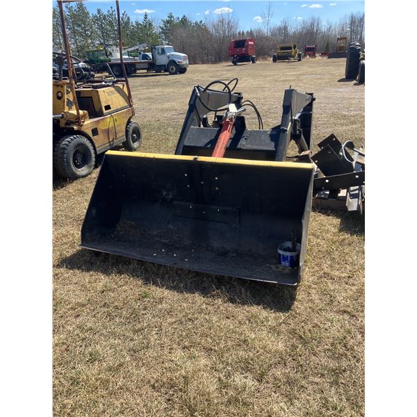 Robin Loader c/w 60" bucket