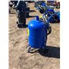 Image 3 : Blue sandblasting pot