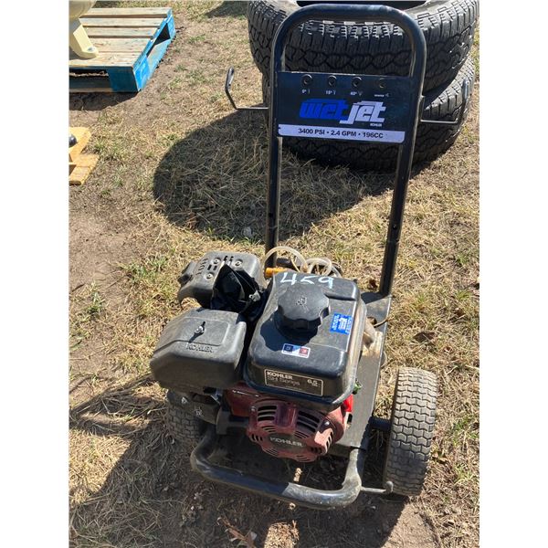 Gas pressure washer. Needs hose and nozzle.