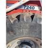 Image 10 : Case IH 7240, 216 HP, FWA Tractor, CAHR, 18 spd power shift, 9589 orig. hrs., Firestone 16.9R30 radi