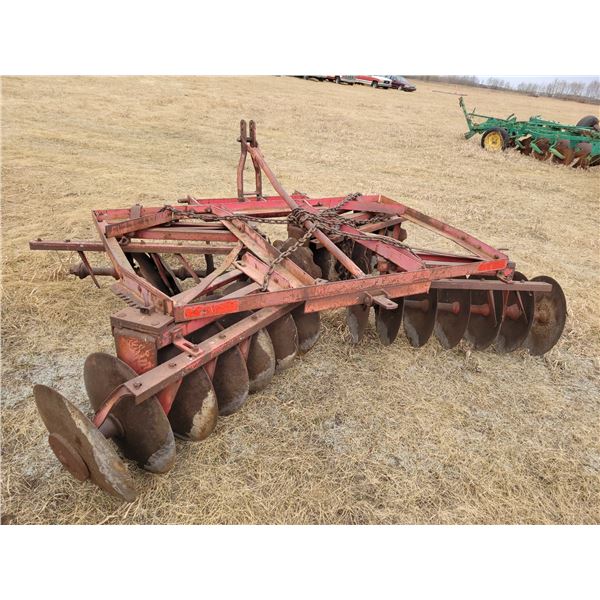 3 pt Disc, needs a bit of work chain doesn't go.