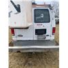 Image 6 : 2000 Ford 3/4 ton Auto Van V10, c/w Versalift man pan, 281,459 km, running order, smokes very bad, h