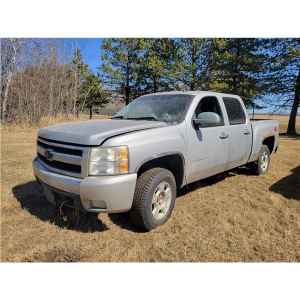 (Was sold in the Webster Auction but was left unpaid by N-X from Clyde, AB) 2008 Chev 1/2 ton 4x4, 4