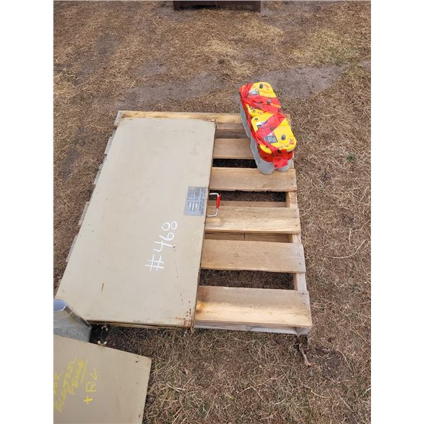 Cads II Solar panel c/w 2- batteries