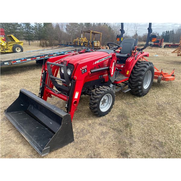 (Lots 477 & 478 are a Group Lot) MF 1529 synchro shuttle, 4x4 compact tractor, 28 HP c/w L100 loader