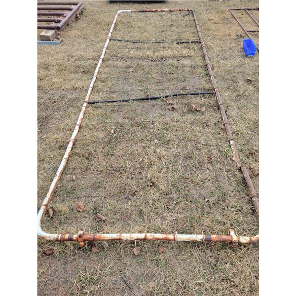 164" gate, needs minor repair