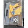 Image 12 : Belt sander, sandblaster, 12-V tools & cutting torch