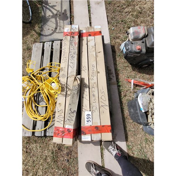 12 boxes of 4' fluorescent lights ( new)