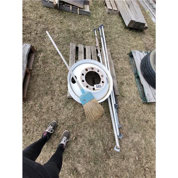 10 hole rim & 3 alum. Saf T  loks