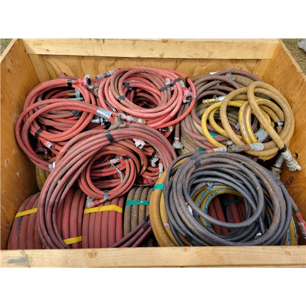 Approx 25 lengths of air hose c/w crate.