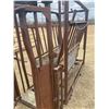 Image 2 : Cattle squeeze c/w head gate
